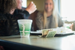 Oferta de Banca en el Trabajo: ¡Bono de 200 $!